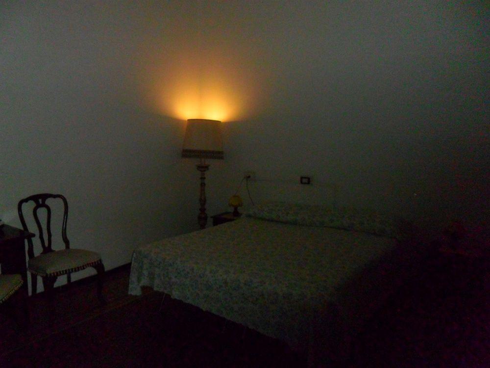 Guesthouse La Briosa Nicole Genova Eksteriør billede